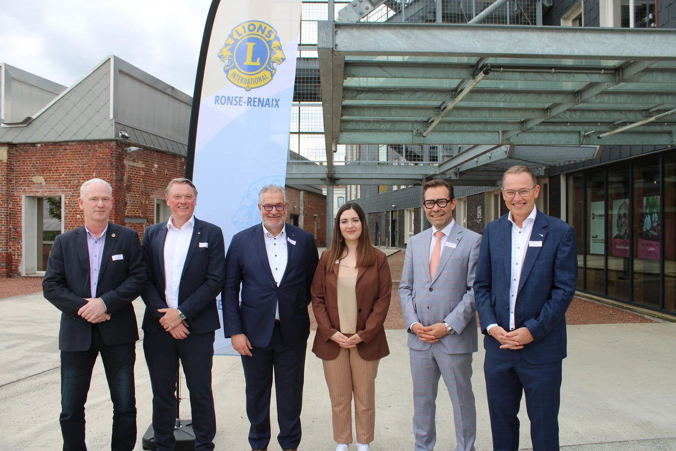 Met het fonds LiSA biedt Lions Club jongeren uit kansarme gezinnen toch studiekansen: “ Zo kunnen ze hun toekomst zelf in handen nemen”