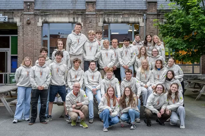 Leerlingen Oscar Romerocollege trekken vijftiende jaar op bouwkamp naar Senegal: “Sprong in het onbekende voor dertigtal jongeren”