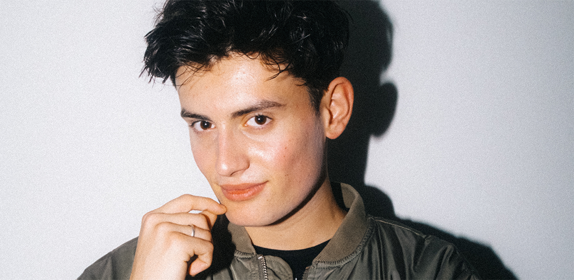 Wannes Lacroix (22) voor het eerst openhartig over OCD: “Door mijn angst om ziek te worden of te sterven had ik de extreme dwang om mijn neus op te halen en te