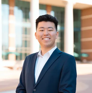 Oliver Liu