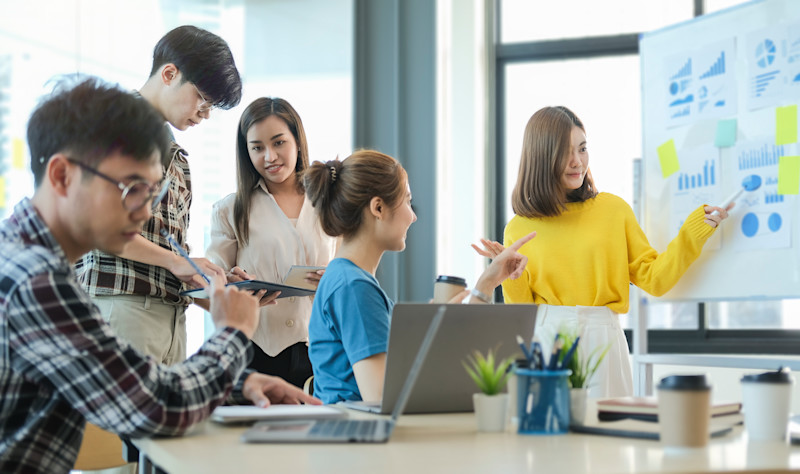 Omnichannel personalization with precision.