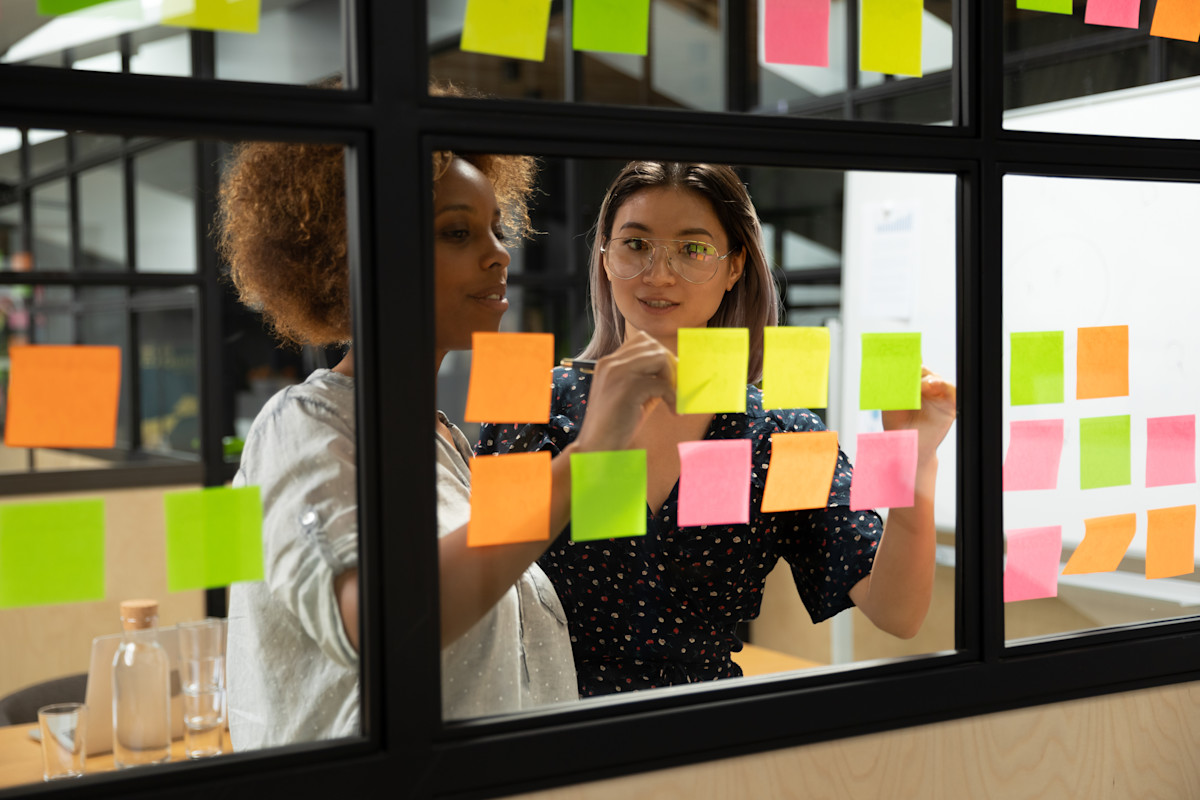 Waterfall or Agile? Or Both?: A Hybrid Project Management Approach