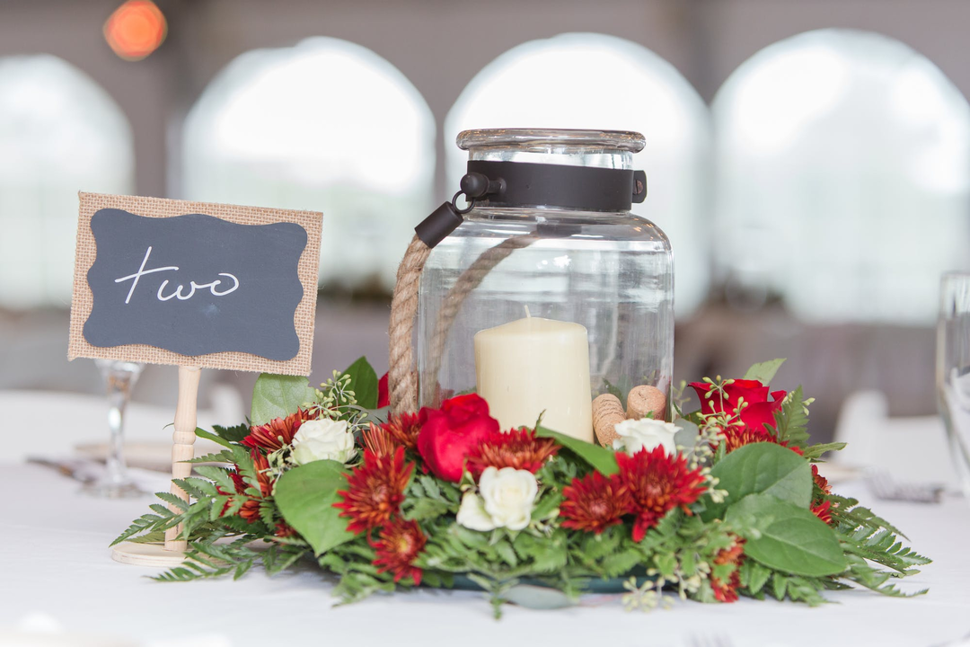 Classic Red Wedding Theme Ideas