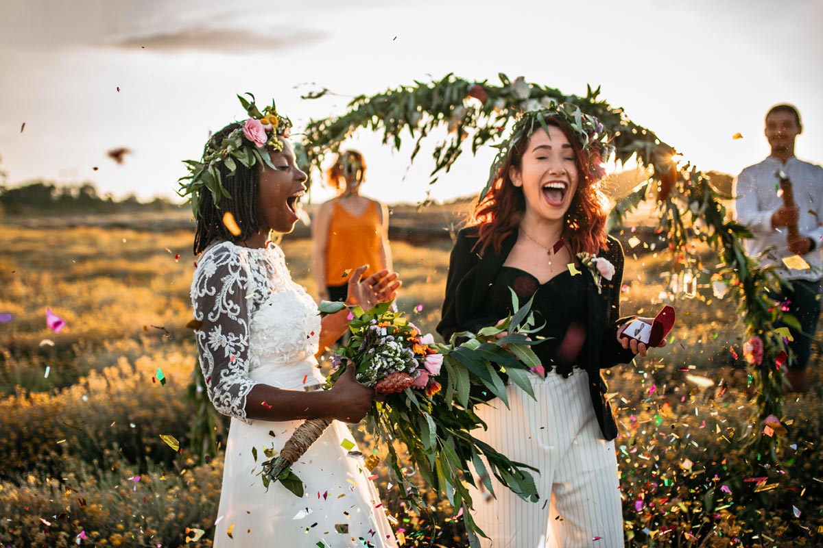 wedding-ceremony-happy-women-flowers