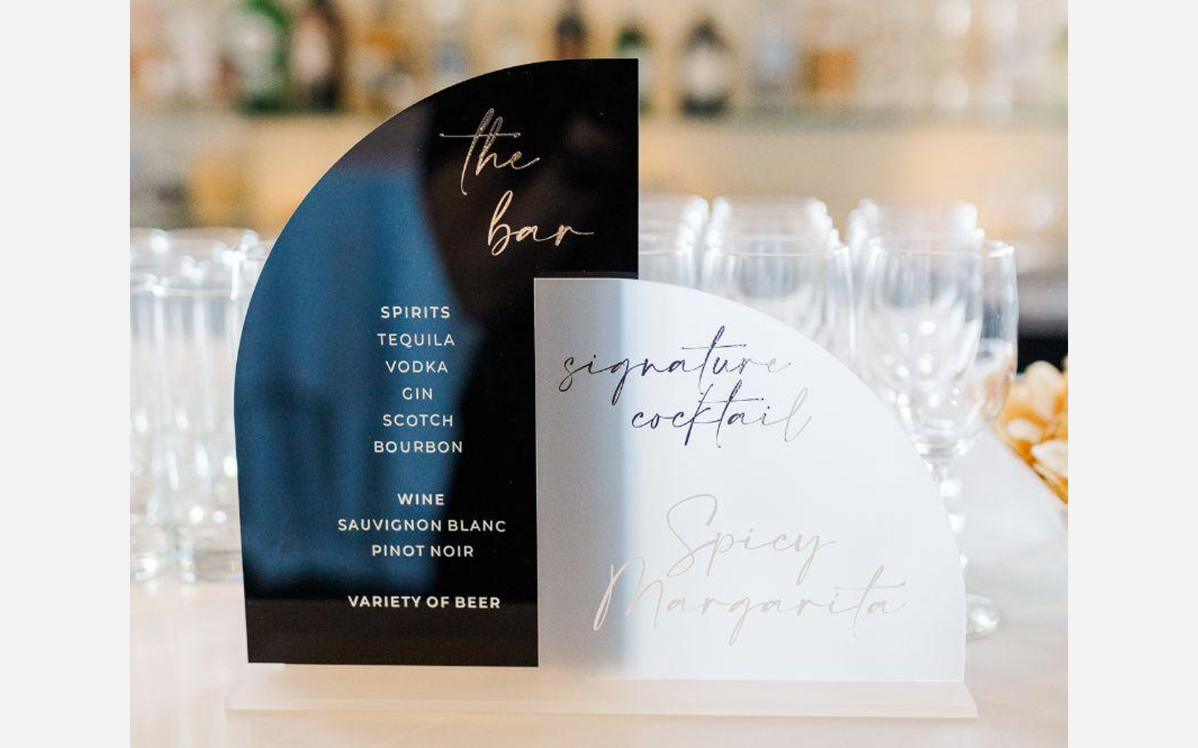 31 Creative Wedding Bar Ideas Your Guests Will Love [+Printable Drink  Recipes] - Zola Expert Wedding Advice