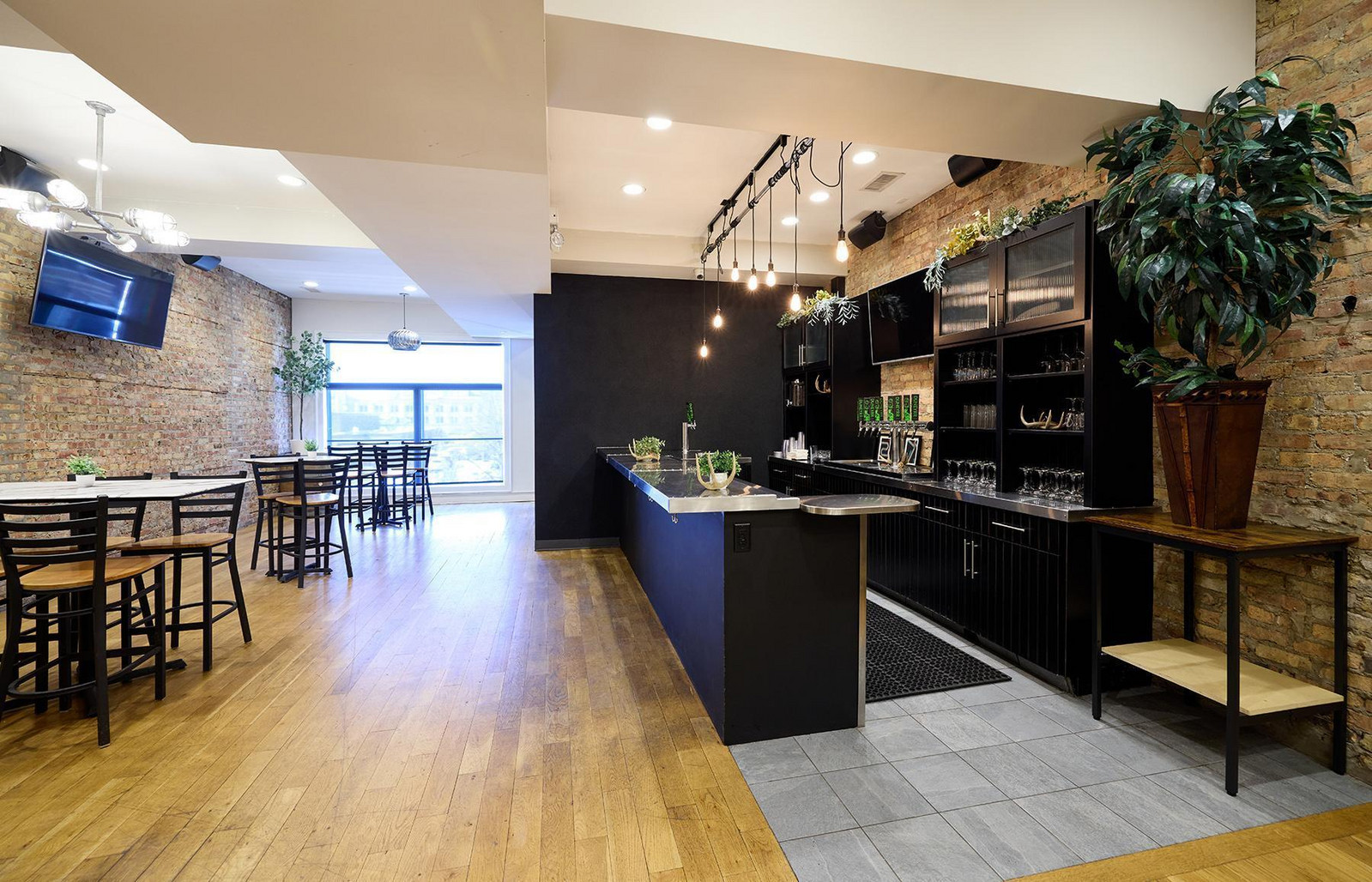 Wedding Venue | Chicago | Tethered Events