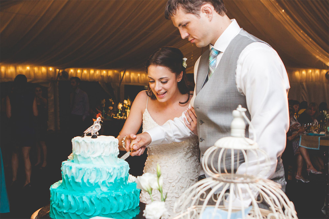 How to Preserve The Top Tier of a Wedding Cake