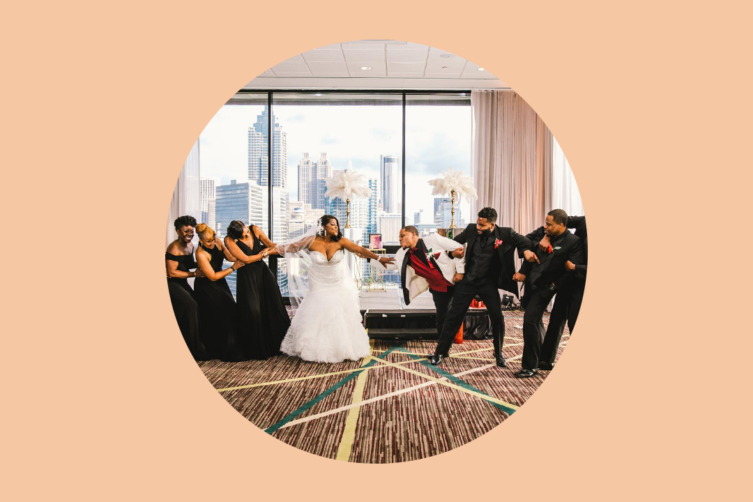 Bridal Party vs. Wedding Party: What's the Difference? - Zola Expert Wedding  Advice