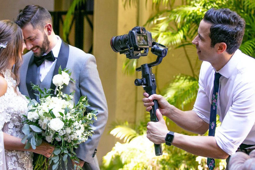 How to Find a Wedding Videographer Within Your Budget