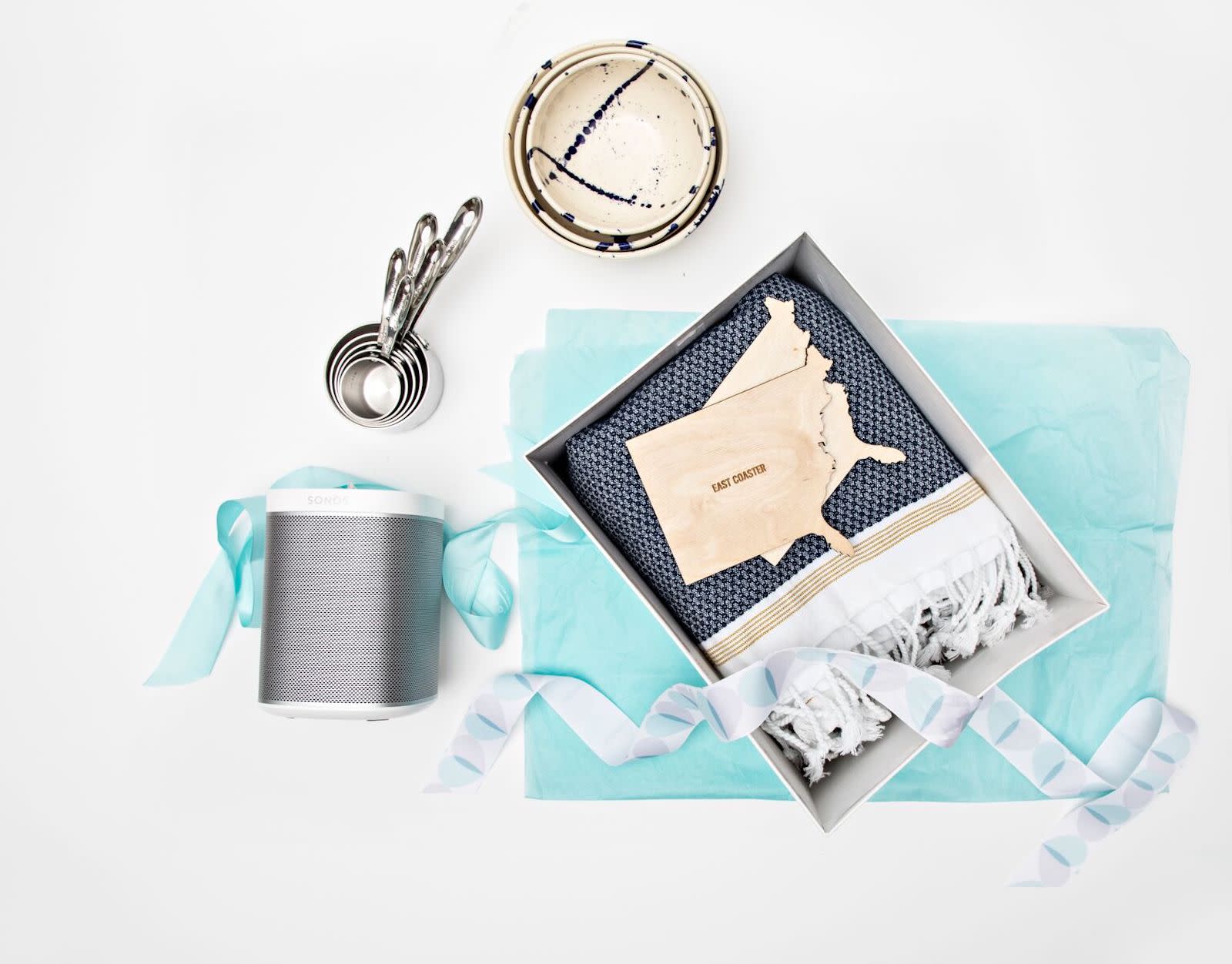 How Much To Spend On A Wedding Gift Zola Expert Wedding Advice