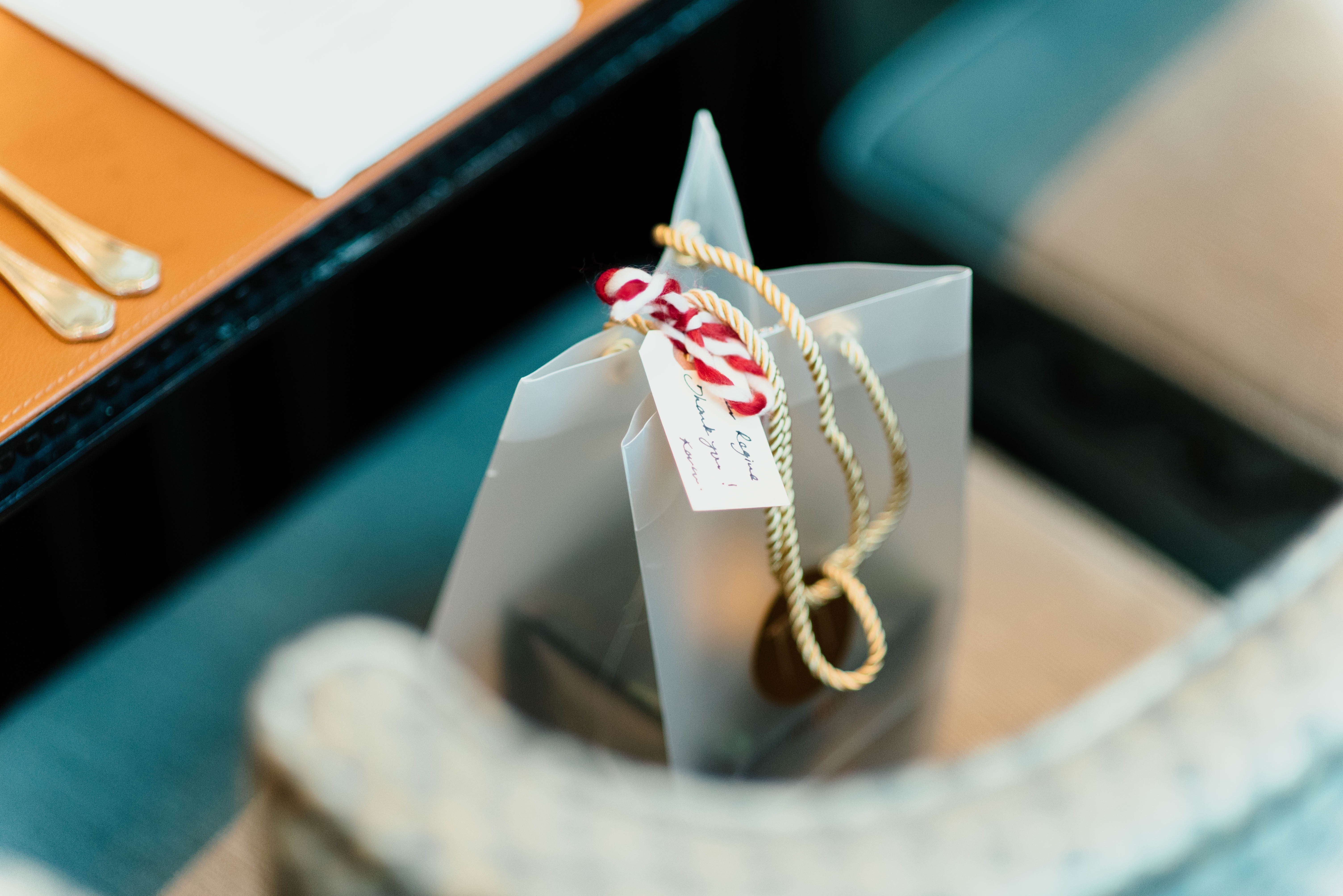 Wedding Welcome Bags Guide: 5 Tips And 25 Ideas - Weddingomania