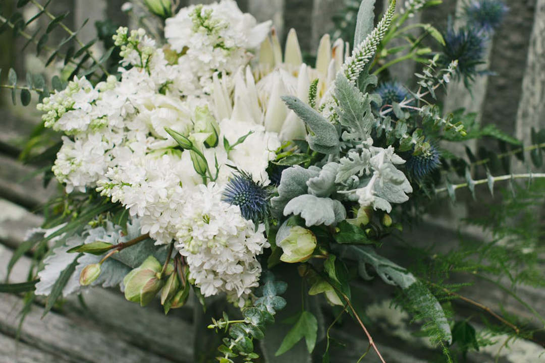 What Are the Different Types of Bridal Bouquets? 