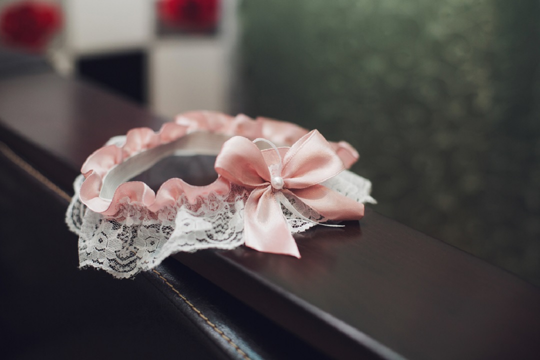 What Is a Wedding Garter? History and Alternatives