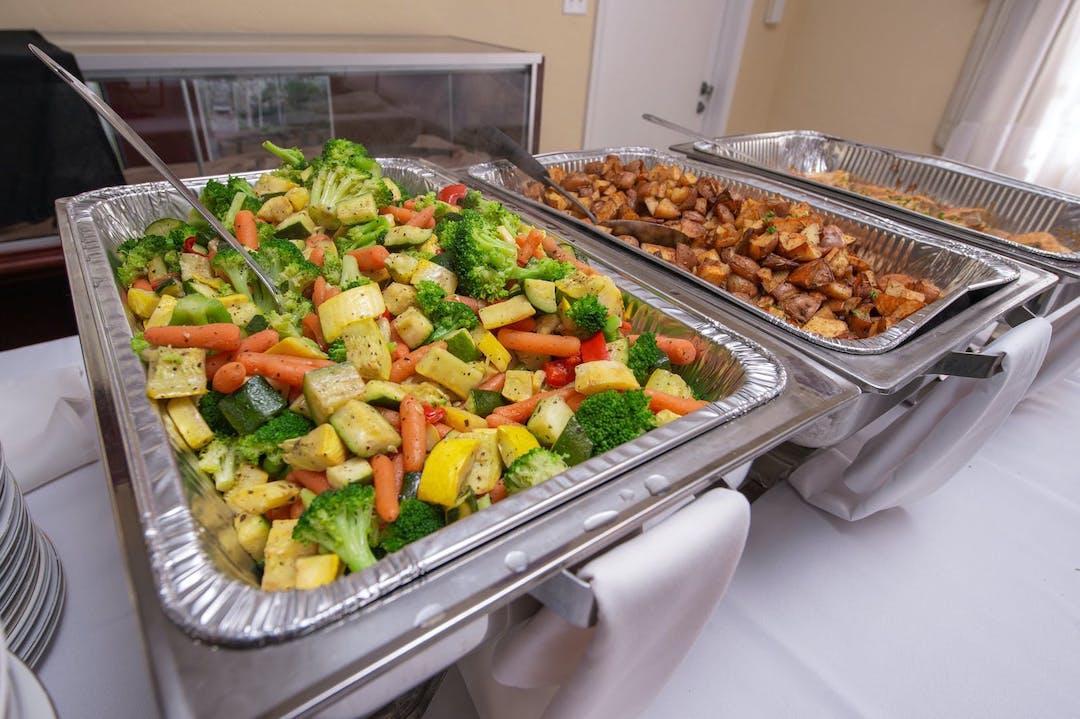 Buffet vs. Plated: Which Style of Catering to Choose - Zola Expert Wedding  Advice