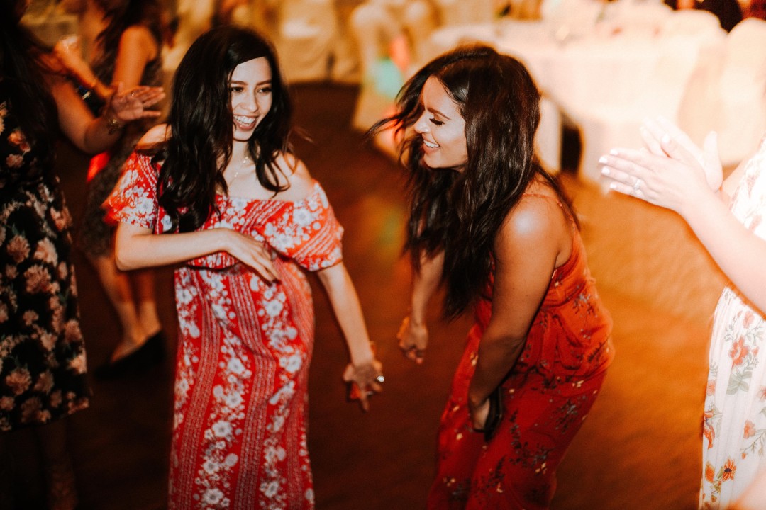 couple dances at wedding