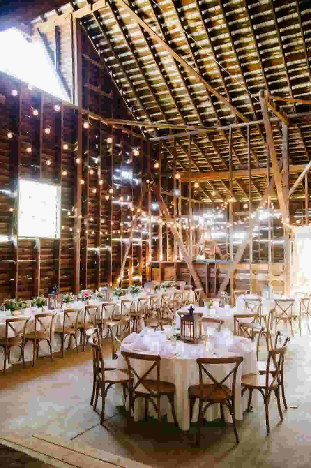 5 Things To Know About Barn Weddings Zola Expert Wedding Advice