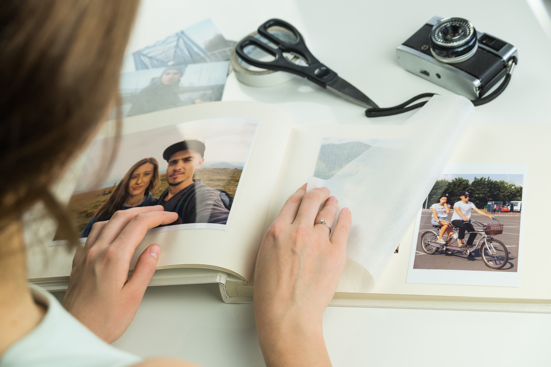 How to Make a Personalized Wedding Photo Album - Zola Expert