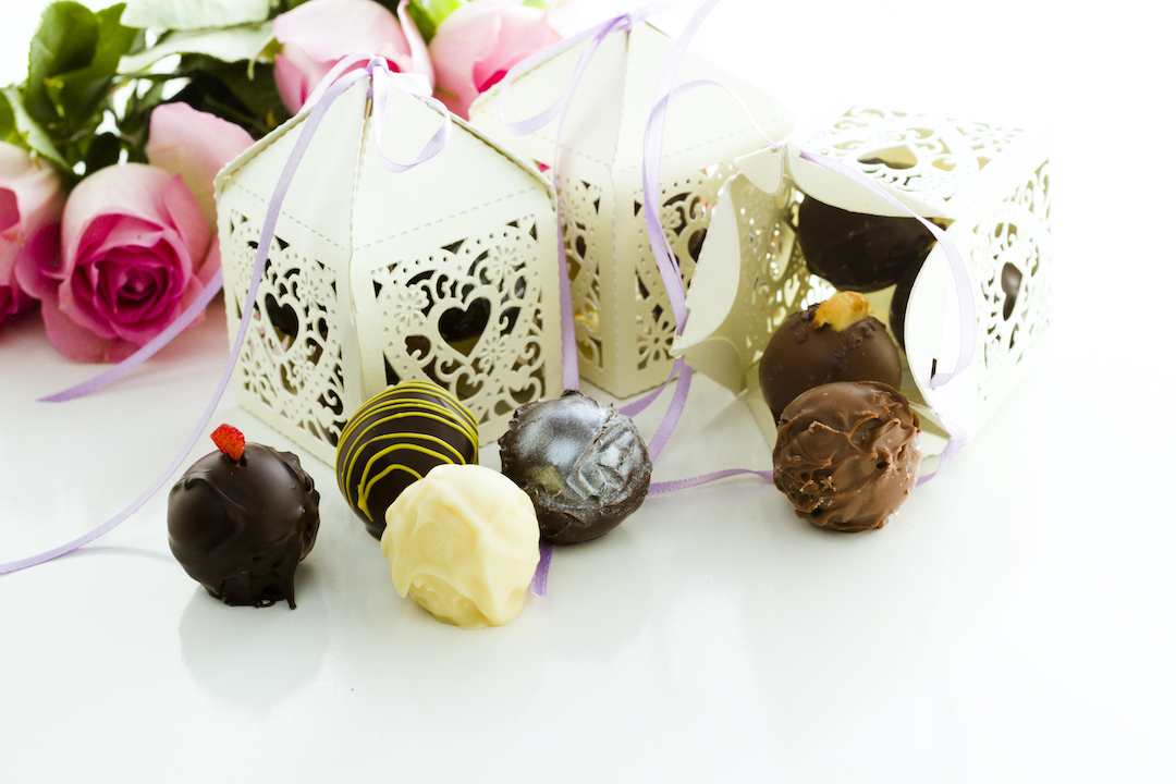 Chocolate Wedding Favors to Satisfy Your Guest's Sweet Tooth