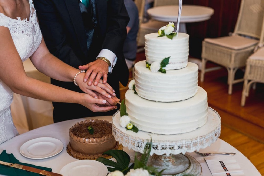 Elegant Minimalist Wedding Cake Ideas