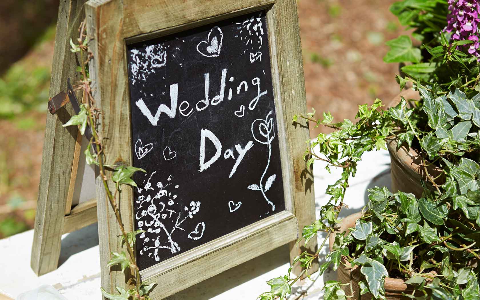 30 Wedding Welcome Sign Ideas