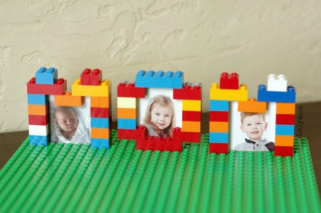 DIY-LEGO-Picture-Frame-What-a-cool-photo-gift-for-Mothers-Day