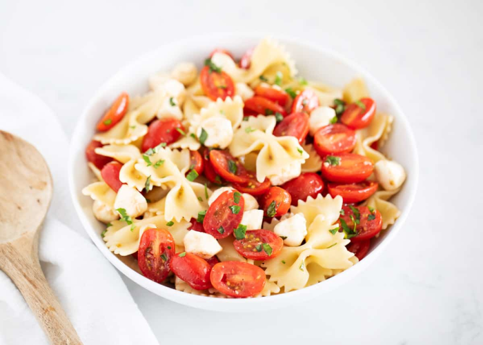 IHeartNaptime-caprese-pasta-salad-3