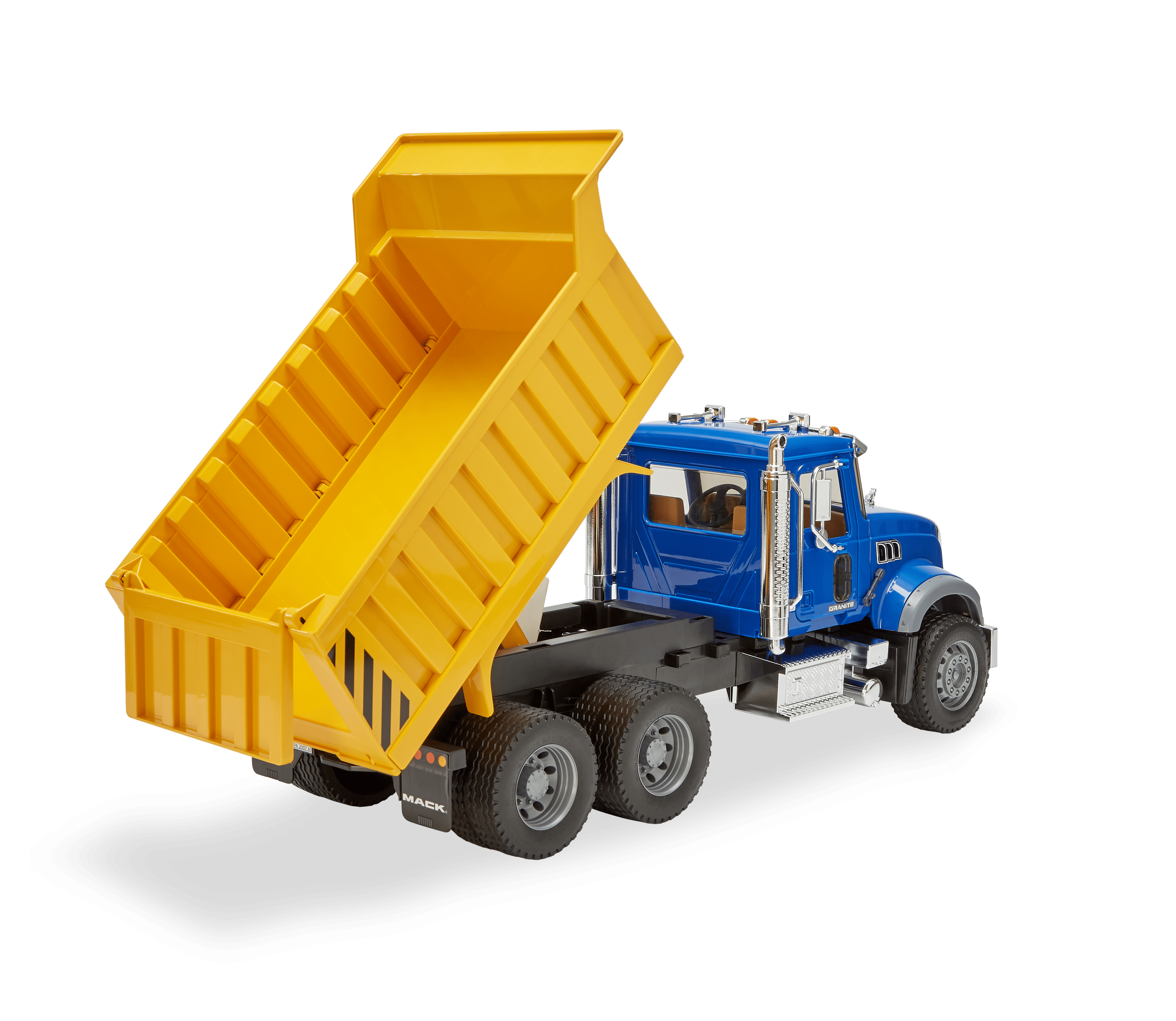 bruder mack granite halfpipe dump truck