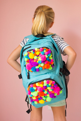 how-to-make-a-pom-pom-backpack-2