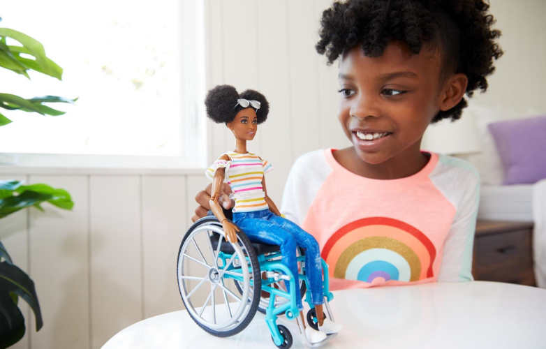 Barbie Fashionistas Doll, Brunette Hair With Wheelchair & Ramp