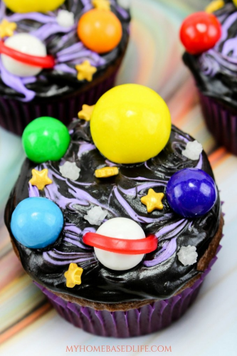 Galaxy-Cupcakes-2
