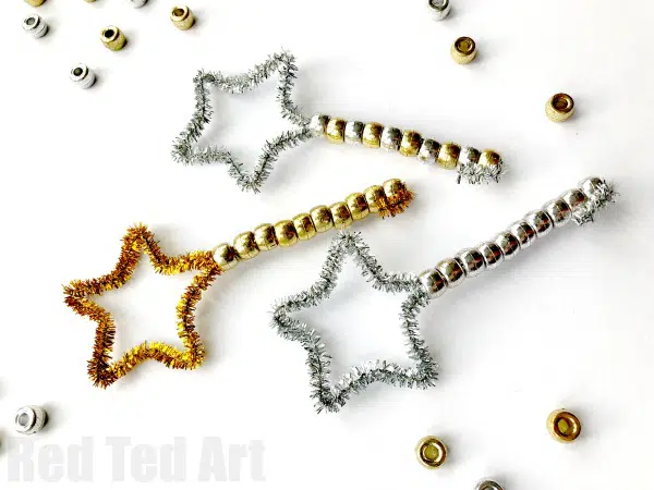 New Years Eve Toddler Bubble Wands, Red Ted Art