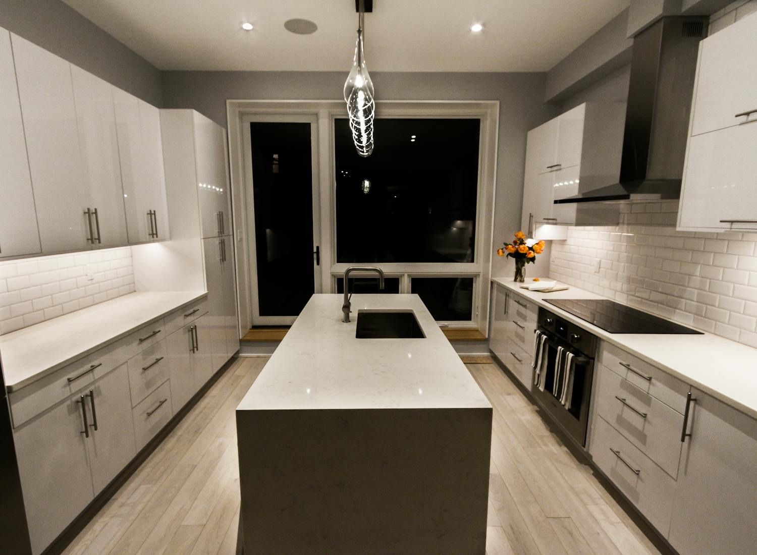 Modern island sleek and trendy