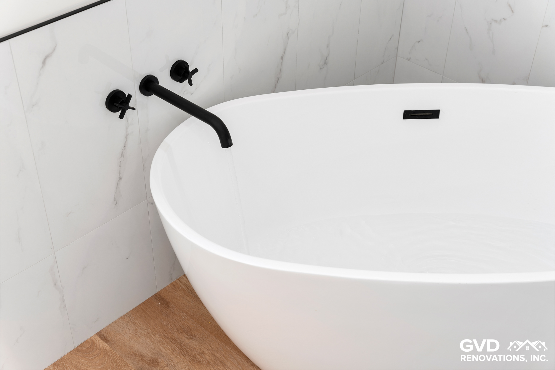 Custom Home Bathroom Design