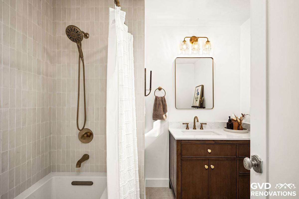 Guest Hall Bathroom Remodel in Fair Oaks