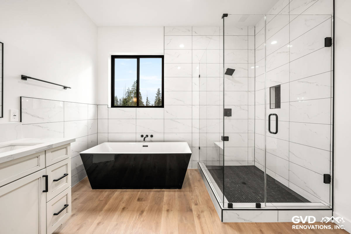 Revamp Your Bathroom with Stylish Shower Enclosures in Sacramento