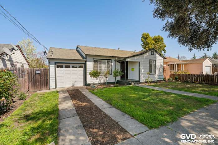 HardiePlank Lap Siding Replacement