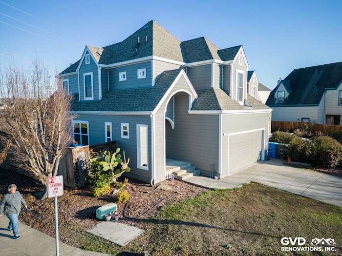 Santa Rosa home featuring modern James Hardie Aged Pewter siding and a well-maintained landscape