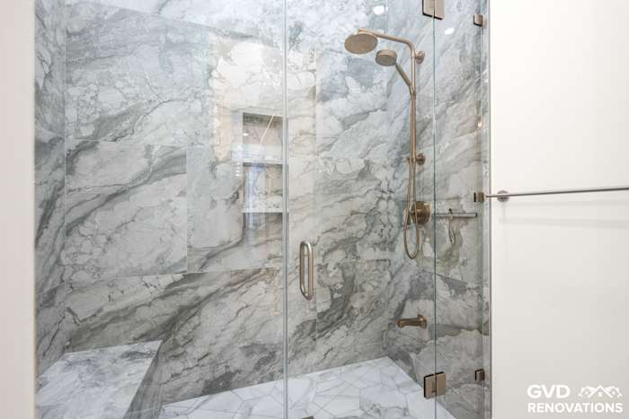 Custom Master, Hall & Powder Bathroom Design