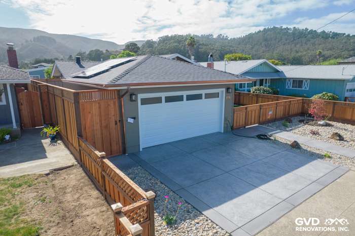 Coastal home exterior with Timber Bark siding, Arctic White trim, and Anlin windows in Pacifica