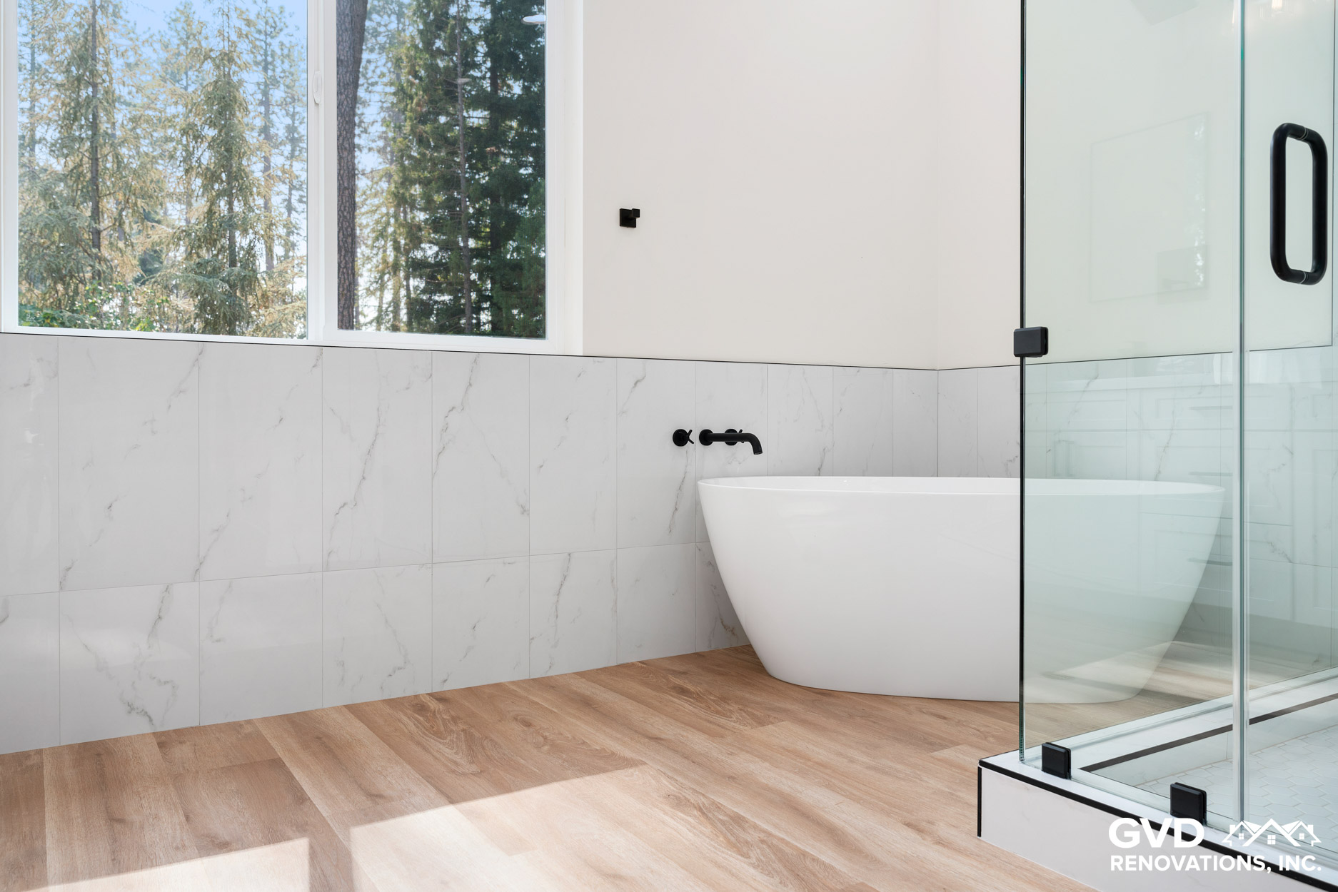 Custom Home Bathroom Design