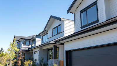 Painting Aluminum Siding: Tips & Techniques