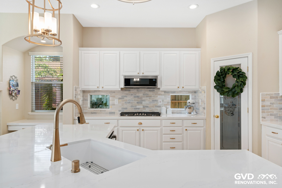 Avoiding Common Pitfalls in Your Small Kitchen Renovation: A Guide