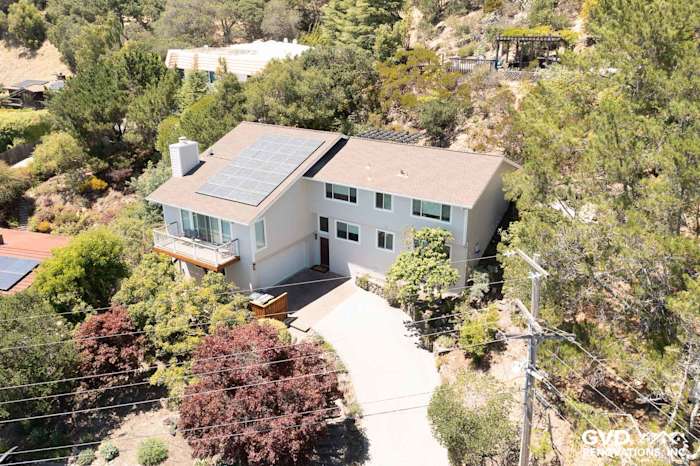 Home exterior featuring James Hardie siding in Cobble Stone and Andersen windows under a clear sky in San Rafael, CA
