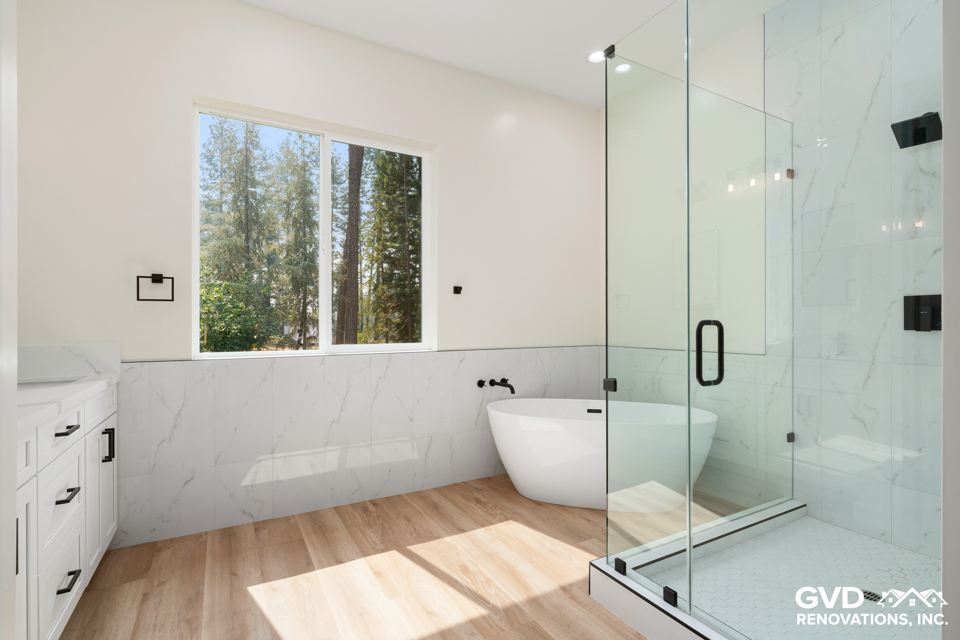 Custom Home Bathroom Design in Paradise