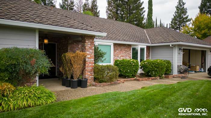 Roseville home exterior featuring James Hardie Cedarmill siding, Milgard windows, and landscaped front yard