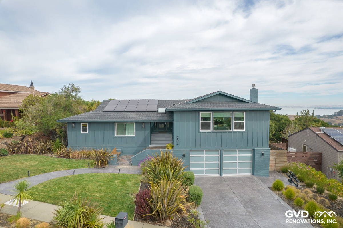 James Hardie Siding and Anlin Catalina Windows in San Rafael