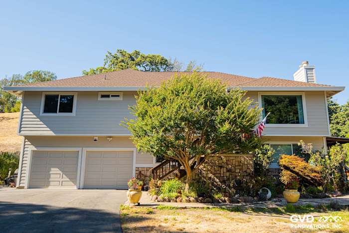 James Hardie Siding and Window Replacement