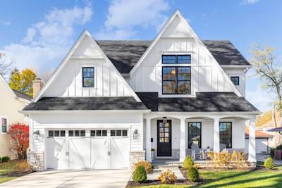 10 Delightful Exterior Design Concepts to Give Your Home a Farmhouse Makeover