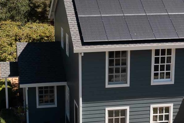 Modern two-story home featuring Evening Blue James Hardie lap siding and Arctic White trim in Sebastopol, CA