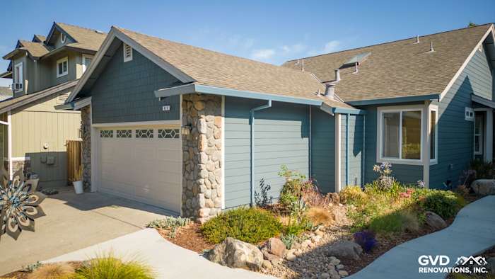 Evening Blue James Hardie Lap Siding with Cobble Stone Trim on a Petaluma home exterior